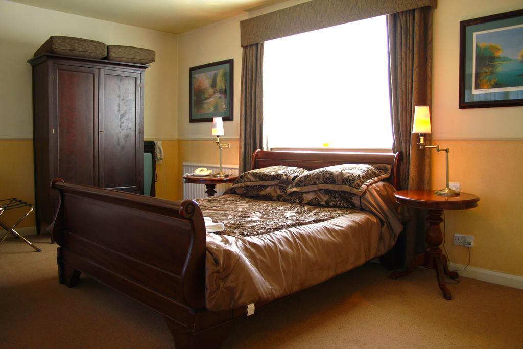 The Bell Hotel 克莱尔 客房 照片
