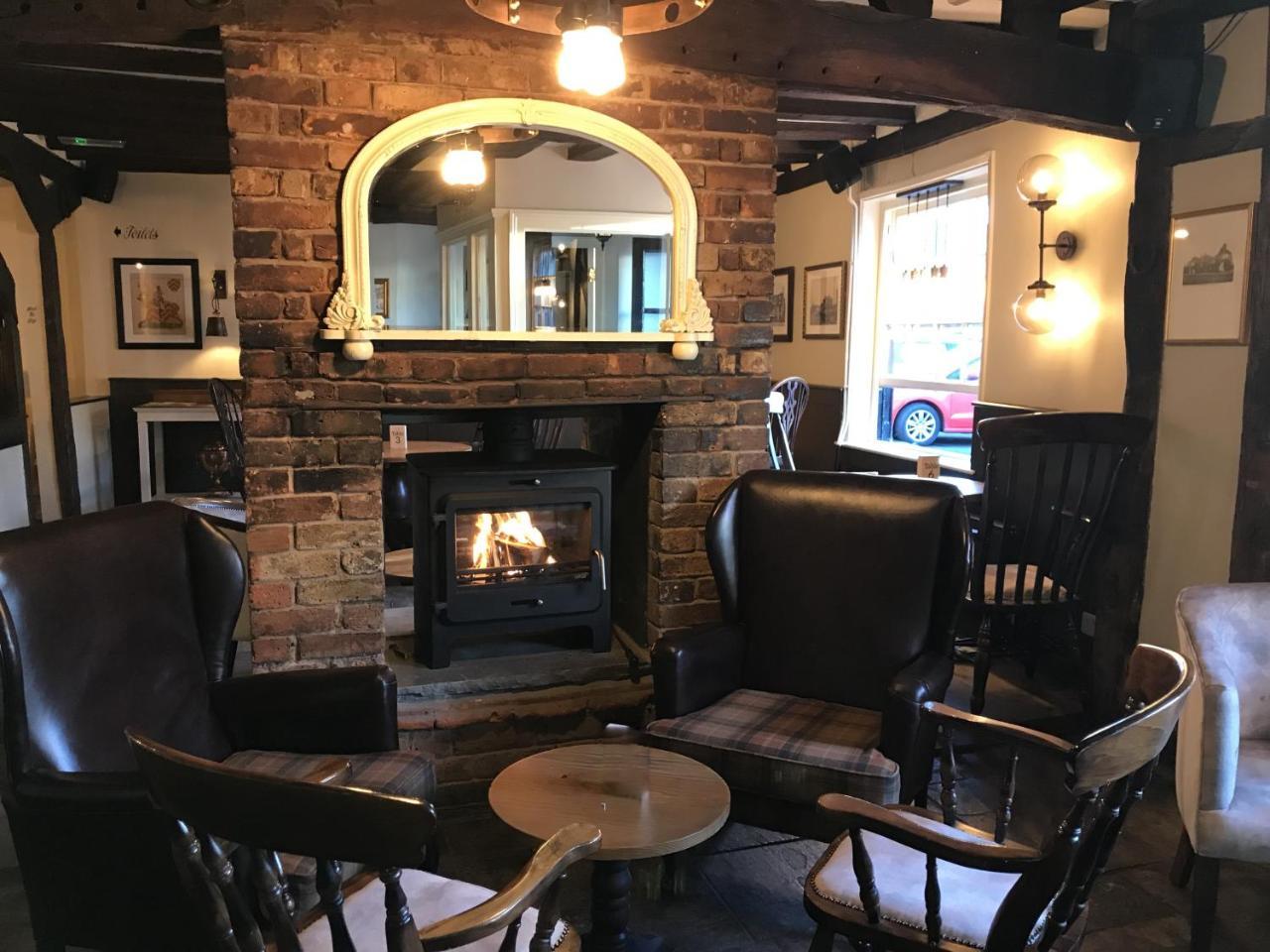 The Bell Hotel 克莱尔 外观 照片
