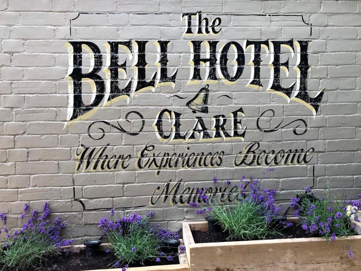 The Bell Hotel 克莱尔 客房 照片